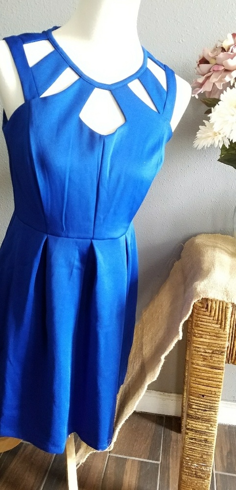 *NWOT* Royal blue elegant dress
